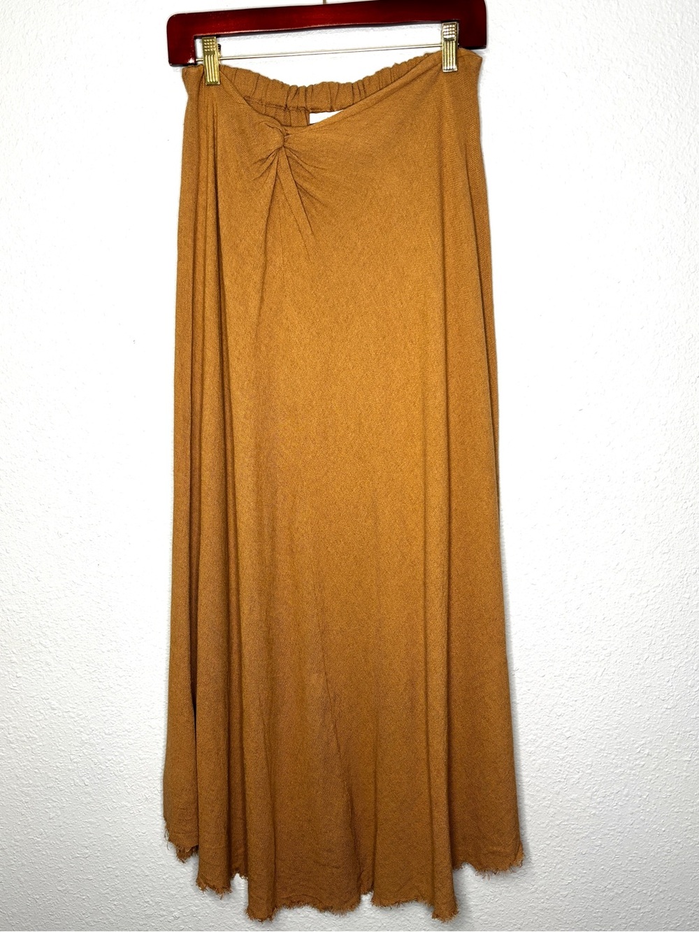 Elsa Esturgie Minimalist Twist Waist Raw Hem Natural Fiber Maxi Skirt Brown M